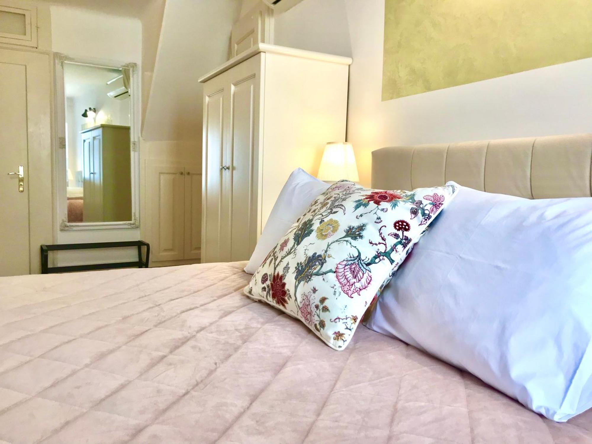Casa Vittoria Hotel Ровин Стая снимка